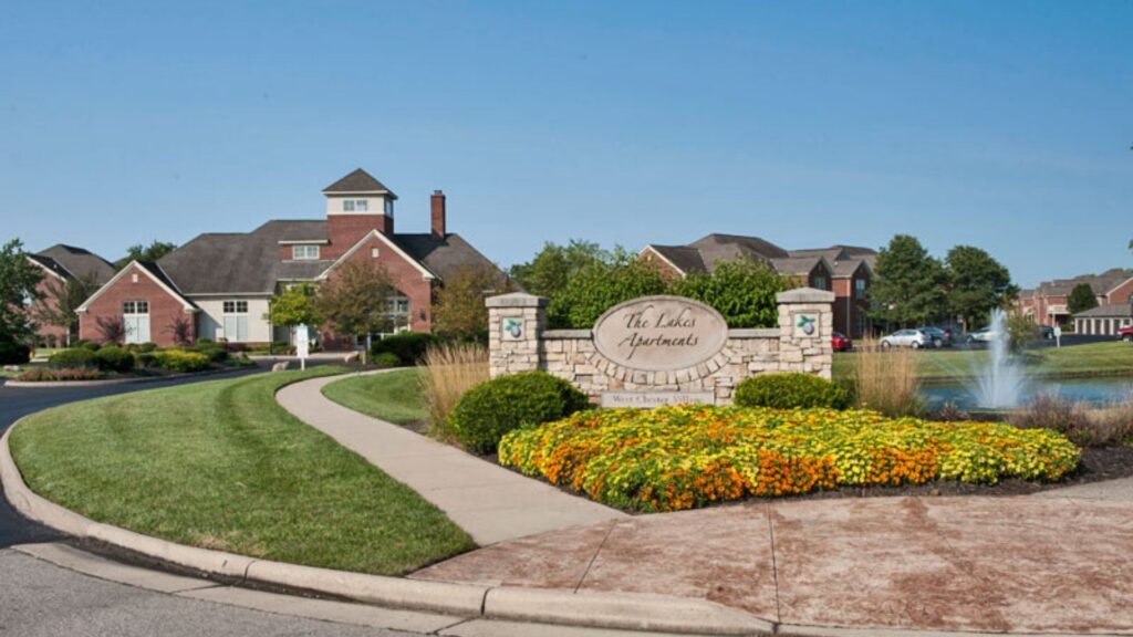 Lakes at West Chester Village